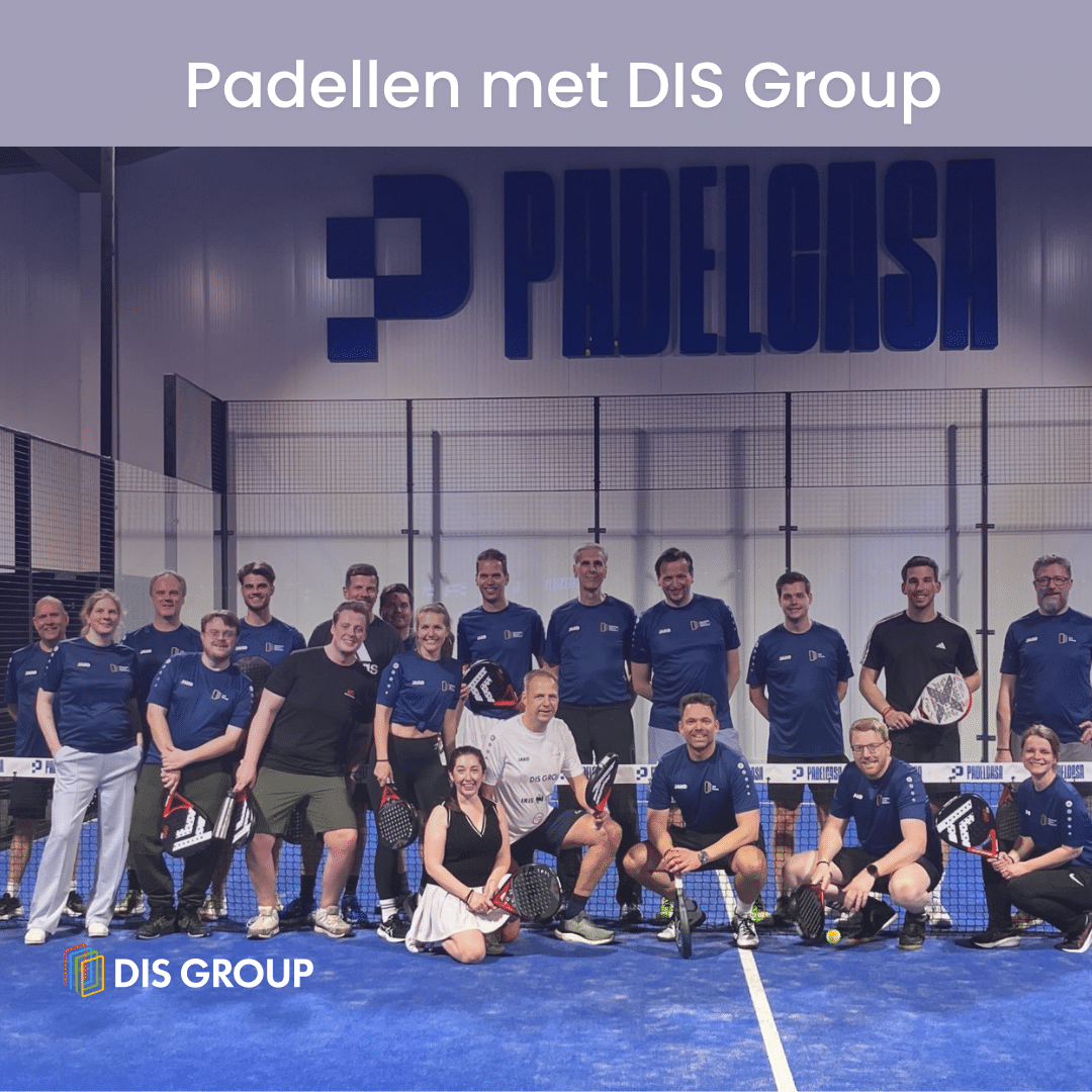 Samen de baan op padellen 